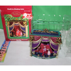 Carlton Heirloom Phantom Of The Opera Masquerade Dated 2002 Fourth Series #97